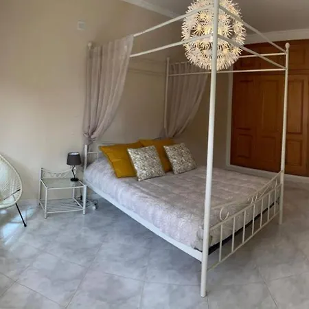 Vilamoura - Proche Marina Et Plage. Rdc Piscine וילהמורה
